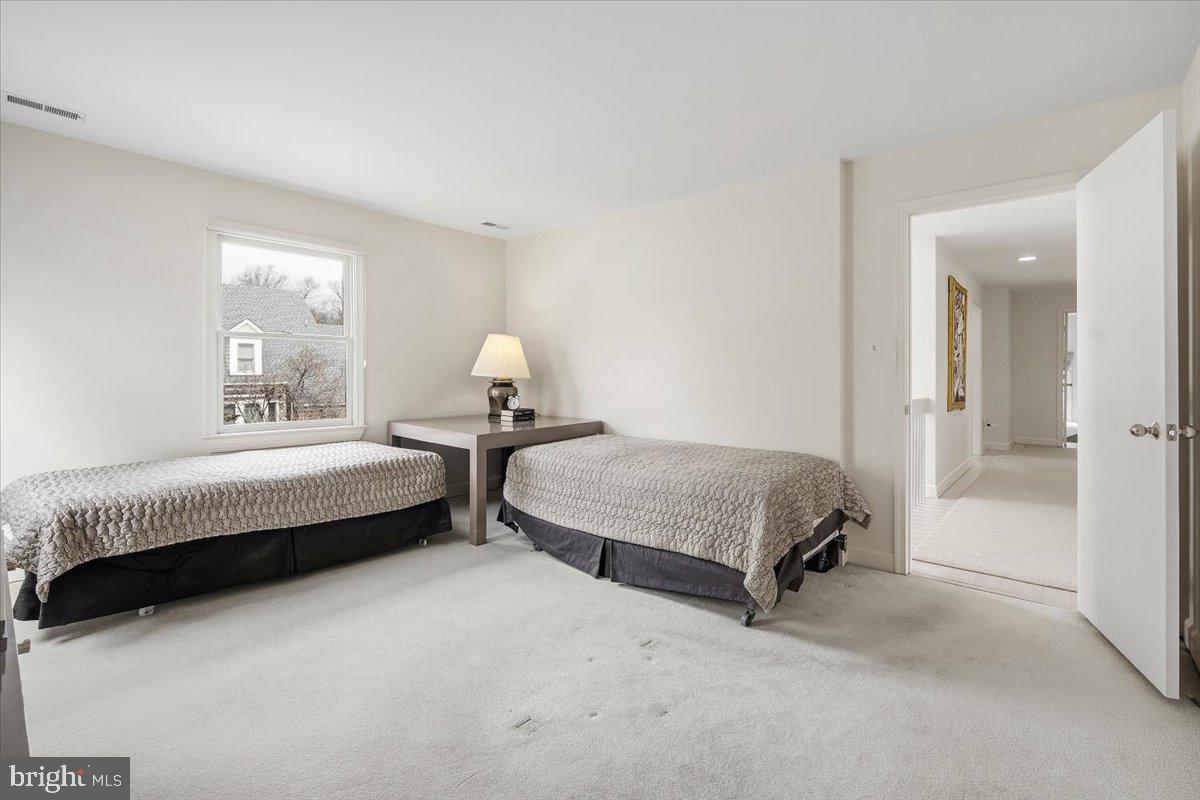 10409 DEMOCRACY LANE