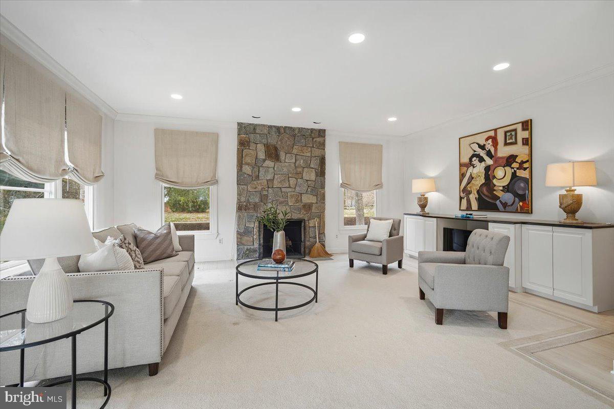 10409 DEMOCRACY LANE