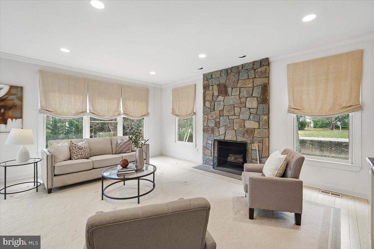 10409 DEMOCRACY LANE