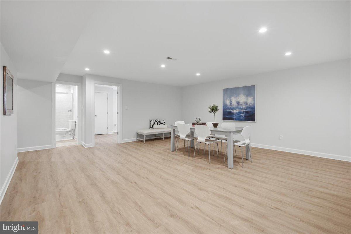 10409 DEMOCRACY LANE