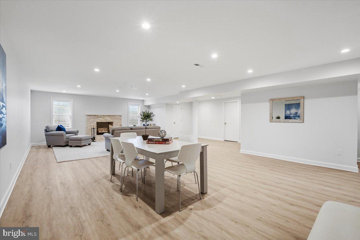 10409 DEMOCRACY LANE