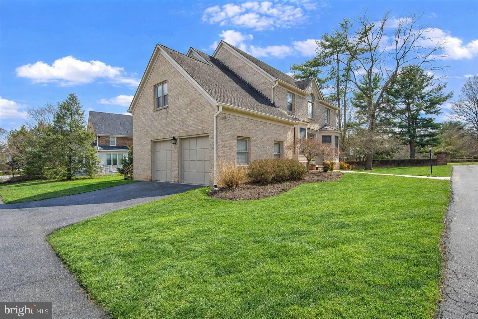 10409 DEMOCRACY LANE