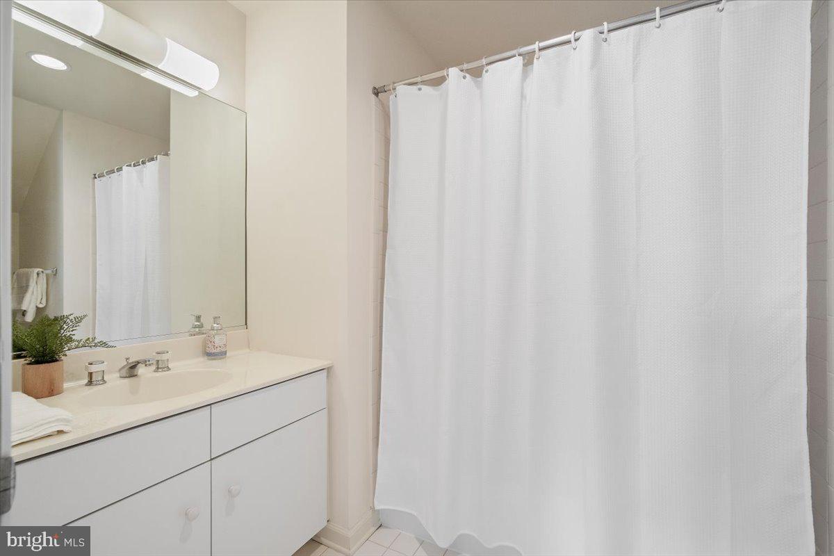 10409 DEMOCRACY LANE