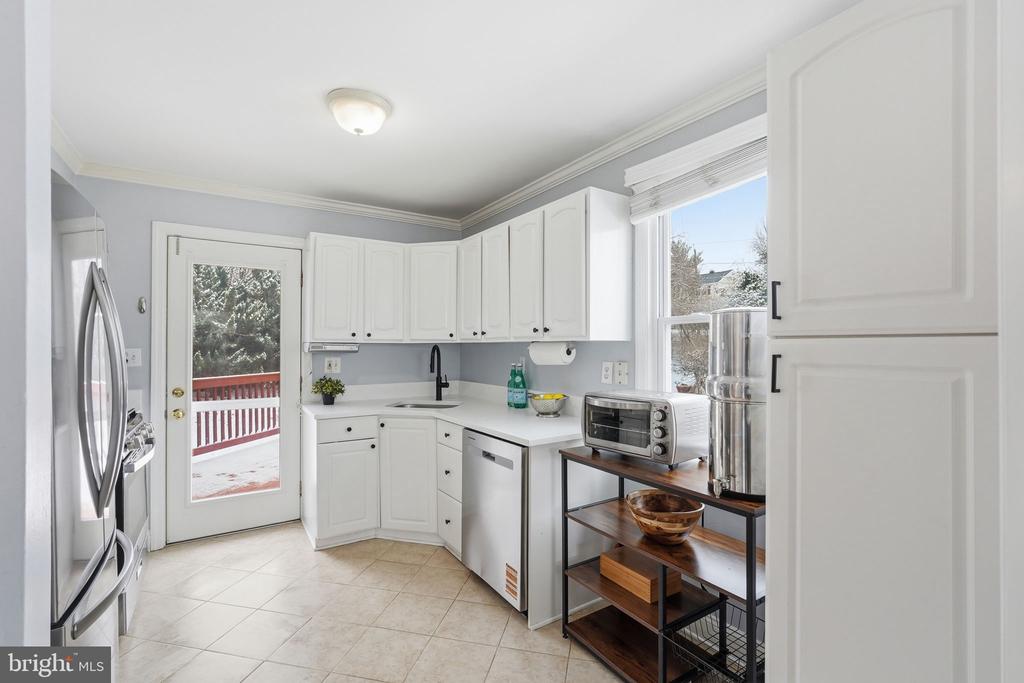 503 GRANDIN AVENUE