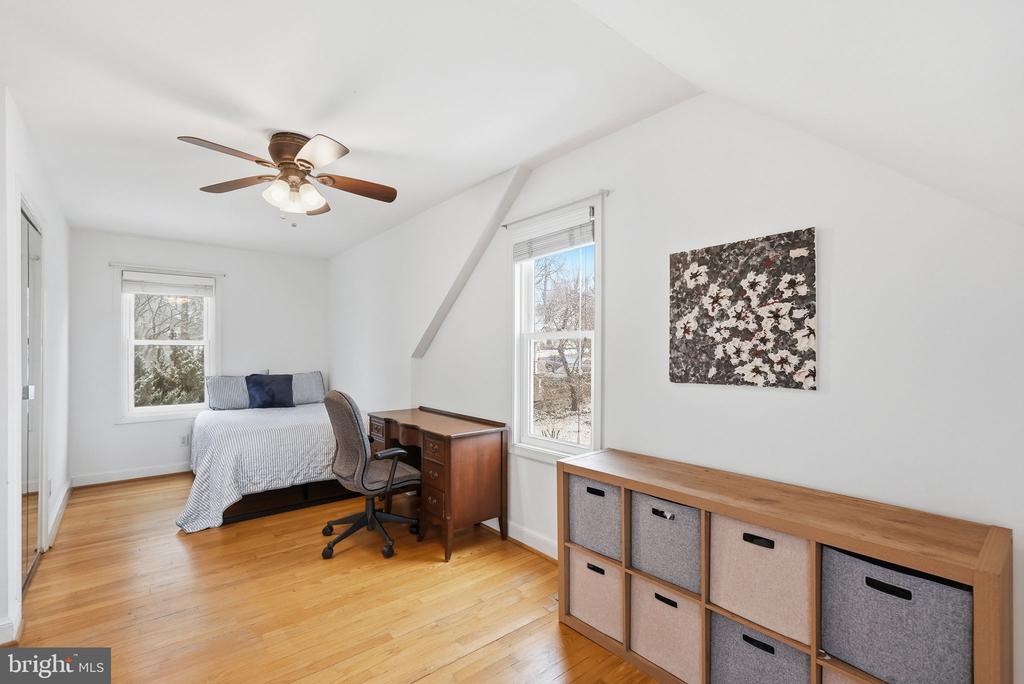 503 GRANDIN AVENUE