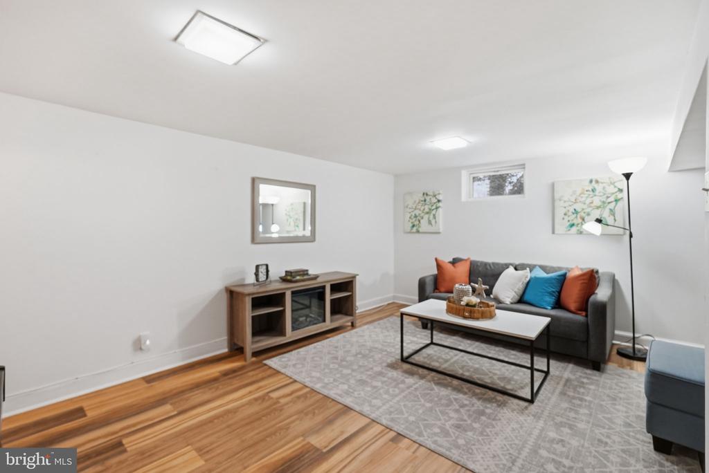 503 GRANDIN AVENUE