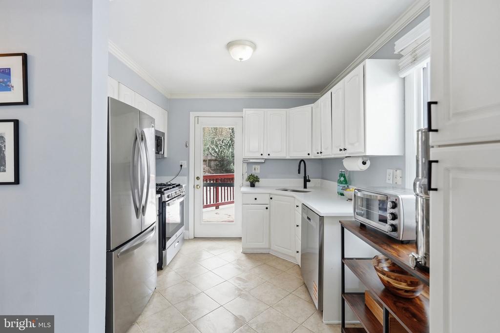 503 GRANDIN AVENUE