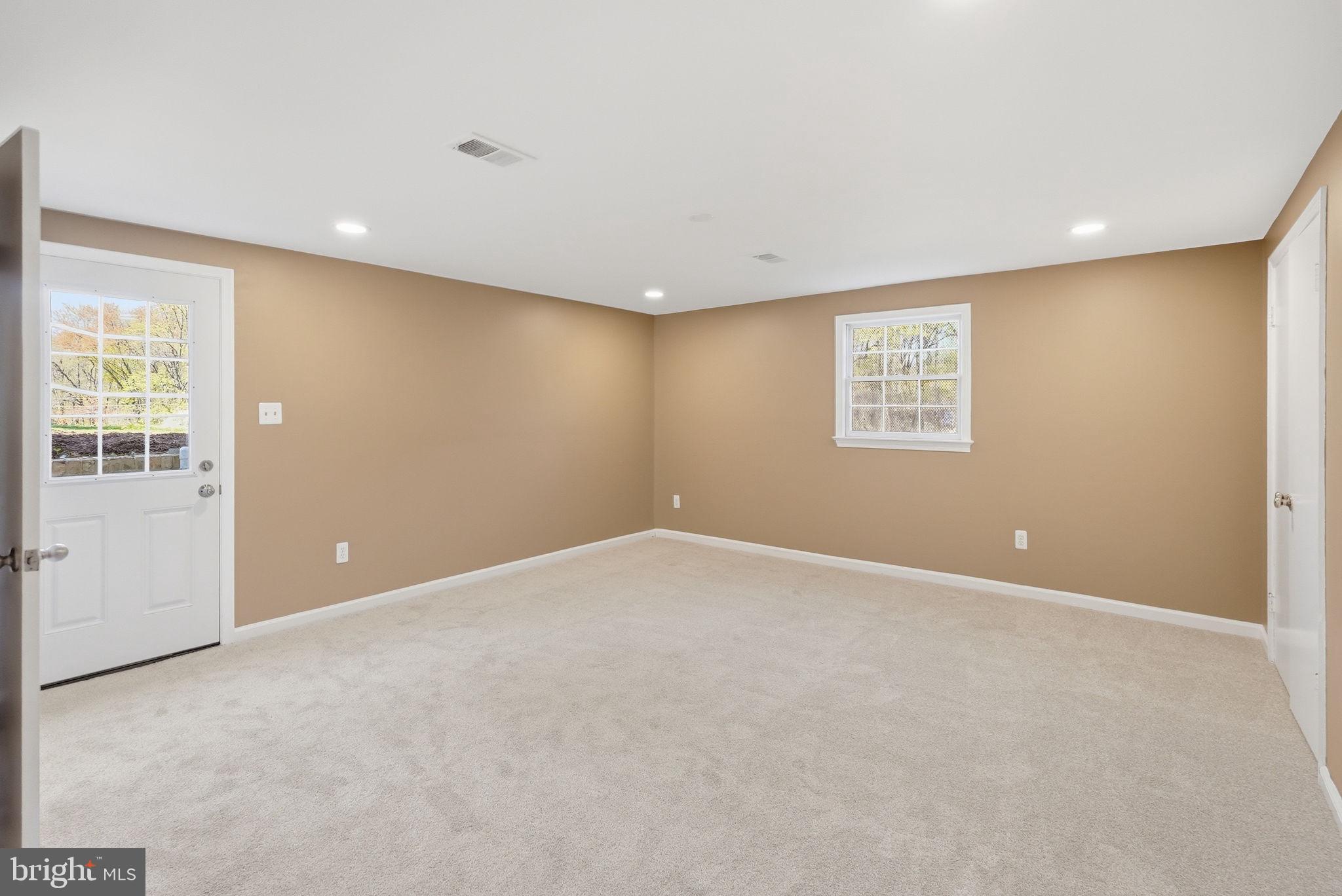 2015 SONDRA COURT