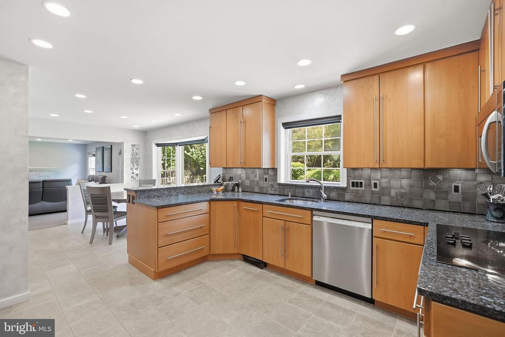 7556 PEPPERELL DRIVE