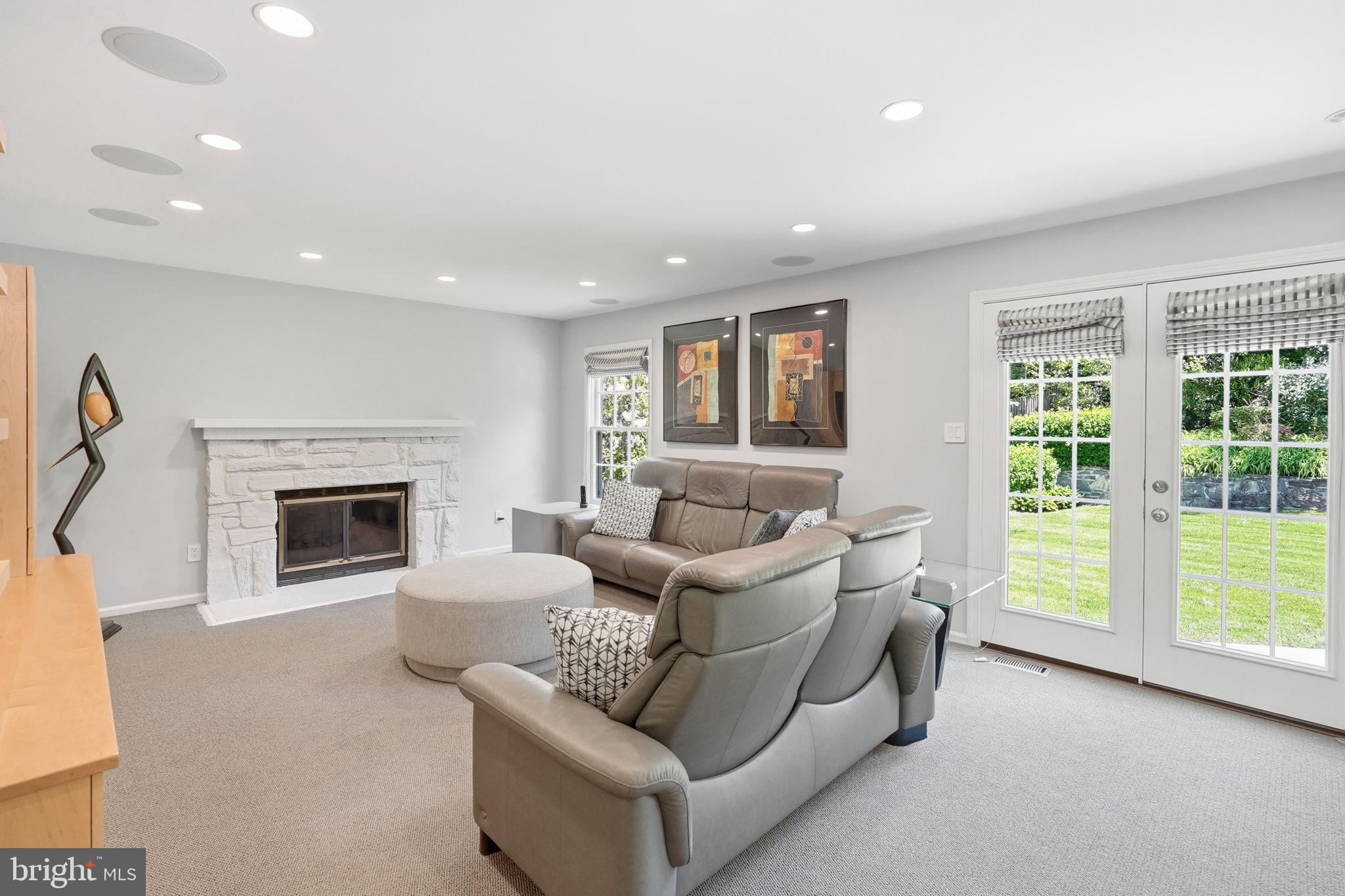 7556 PEPPERELL DRIVE