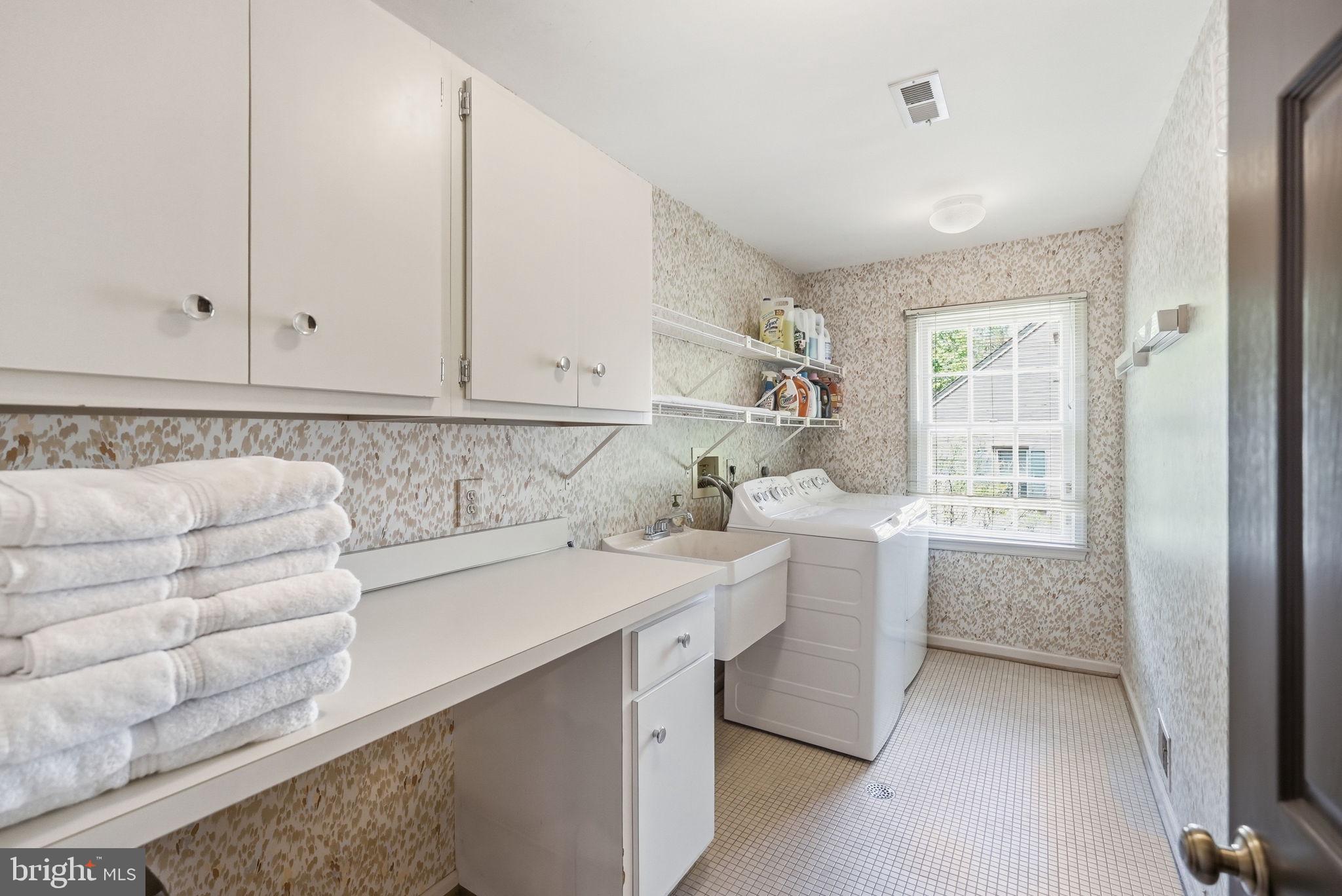 7556 PEPPERELL DRIVE