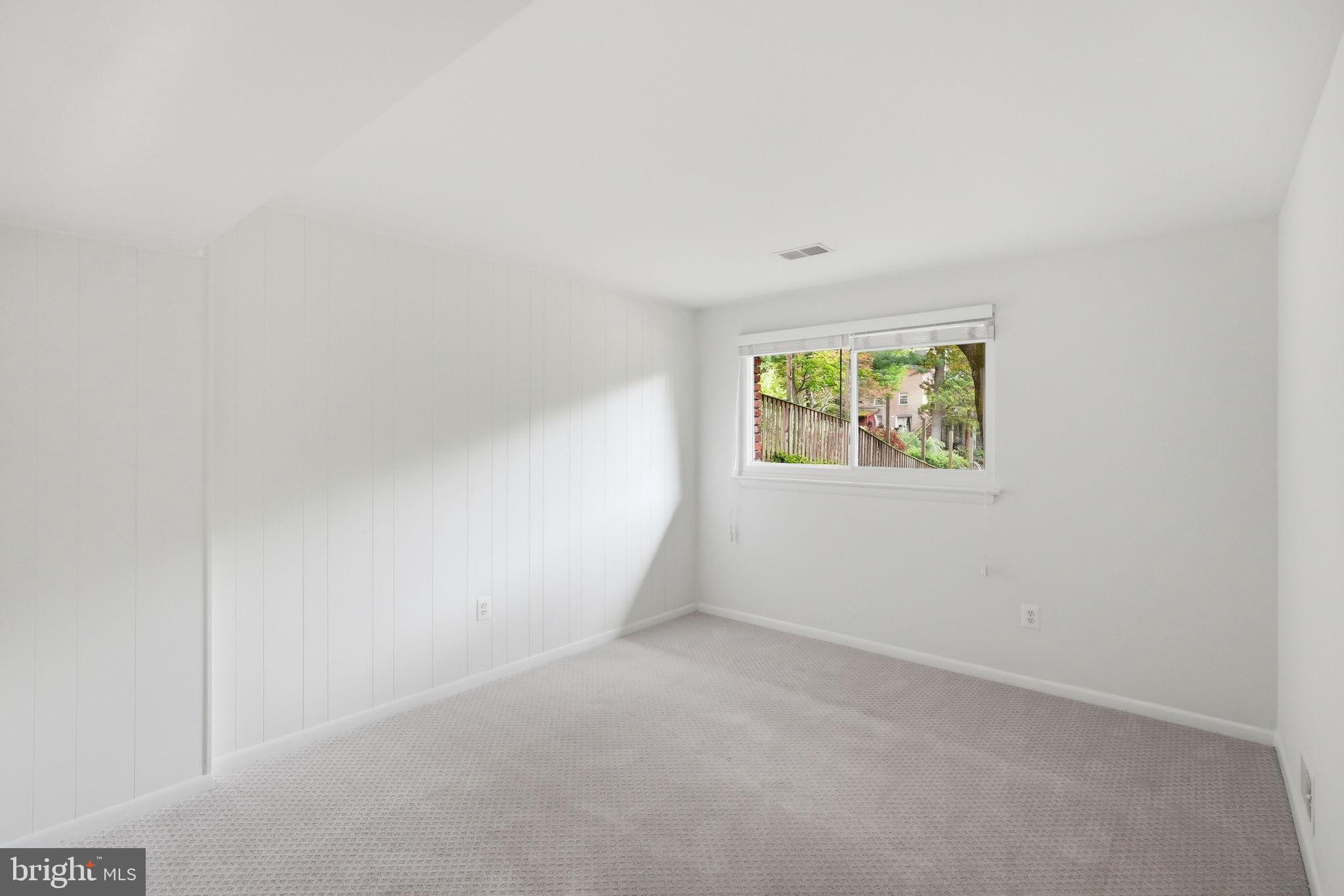 748 BEALL AVENUE