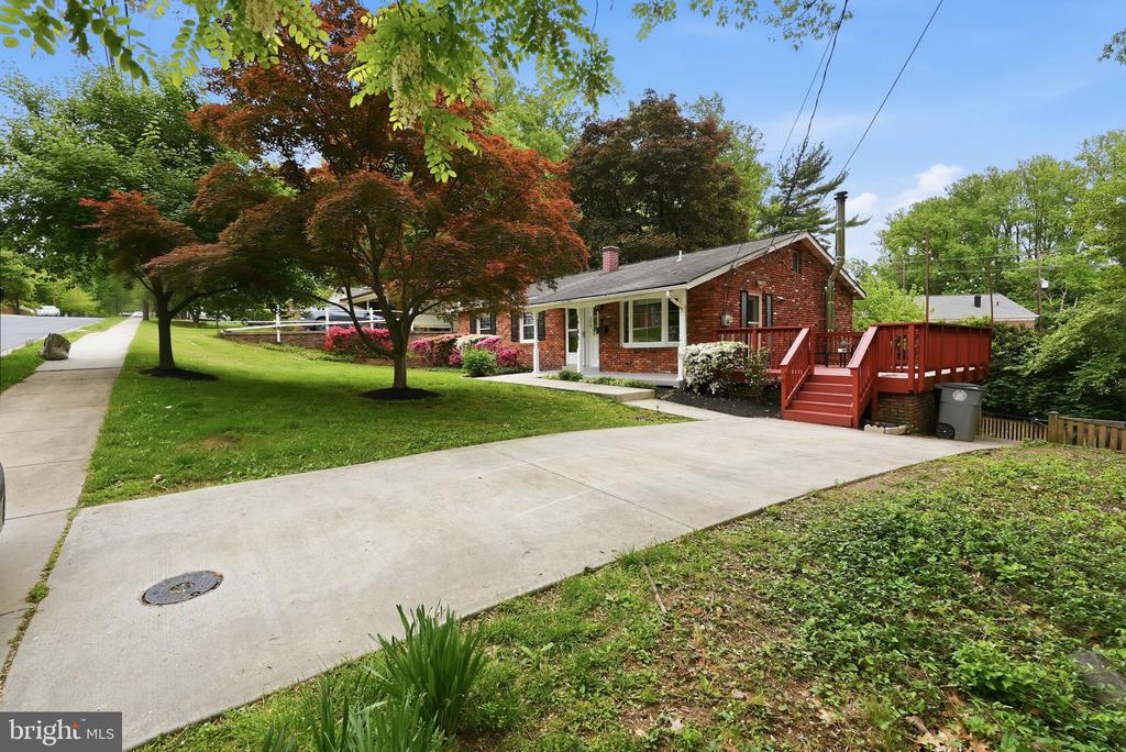 748 BEALL AVENUE