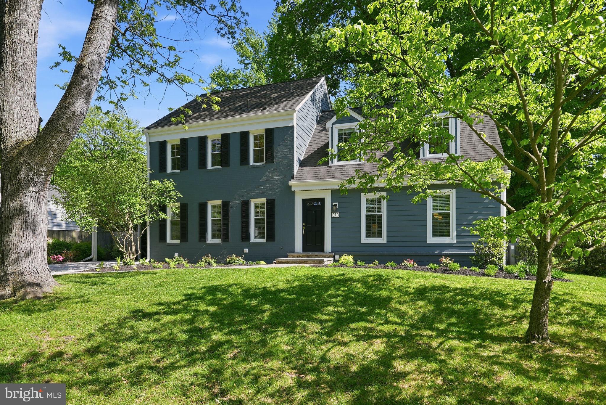 810 DUKE STREET