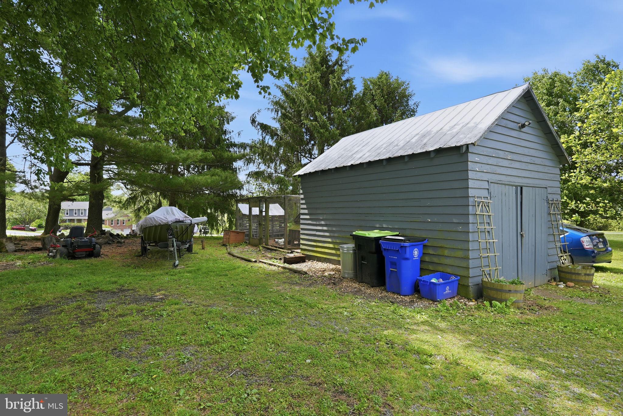 1811 EDNOR ROAD