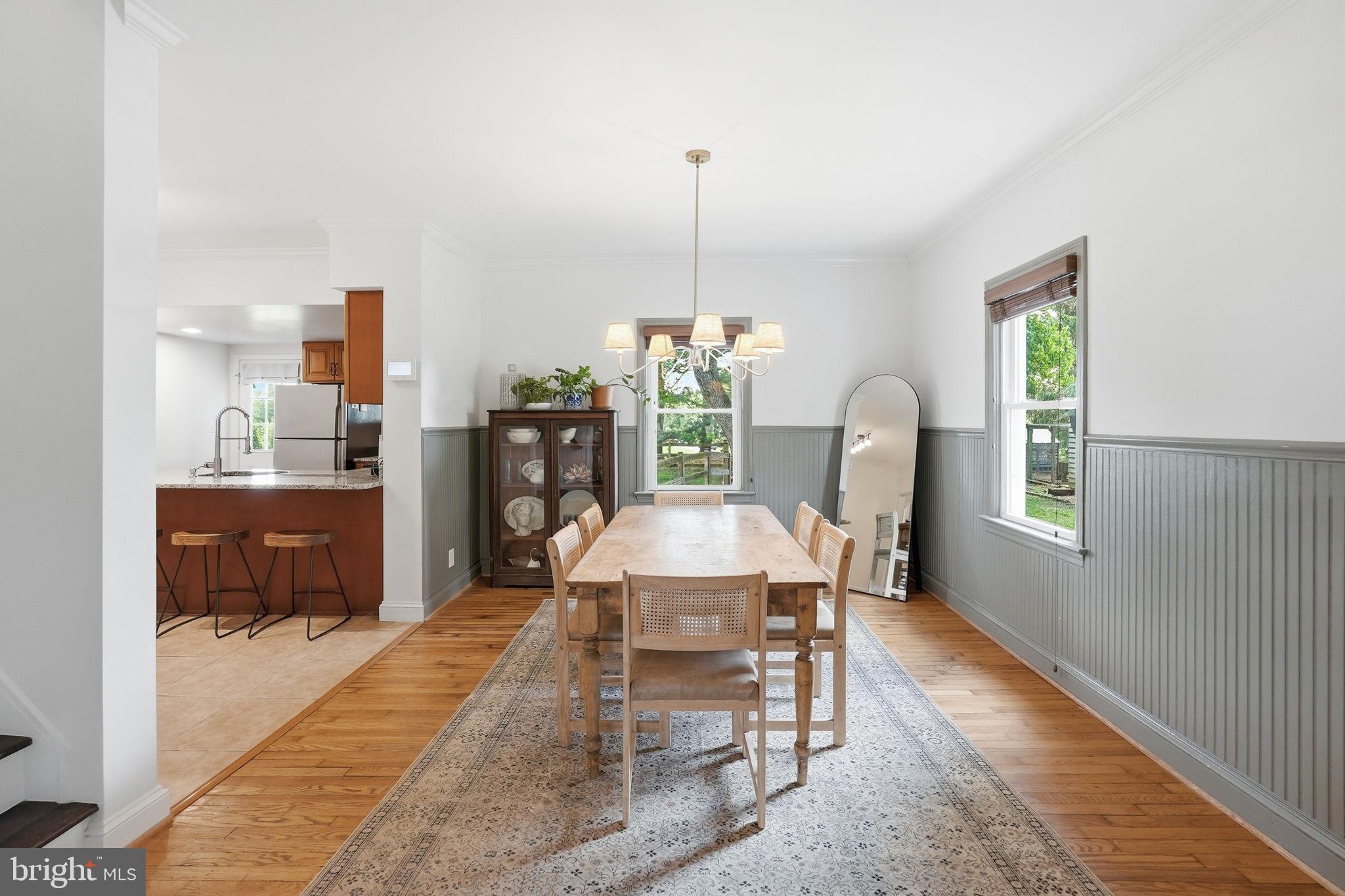 1811 EDNOR ROAD