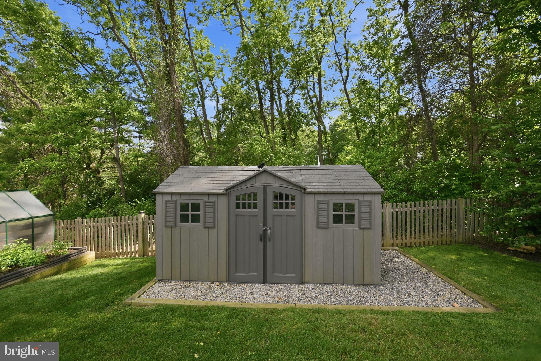 4716 HORNBEAM DRIVE