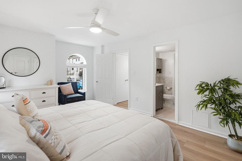8901 BATTERY PLACE 34
