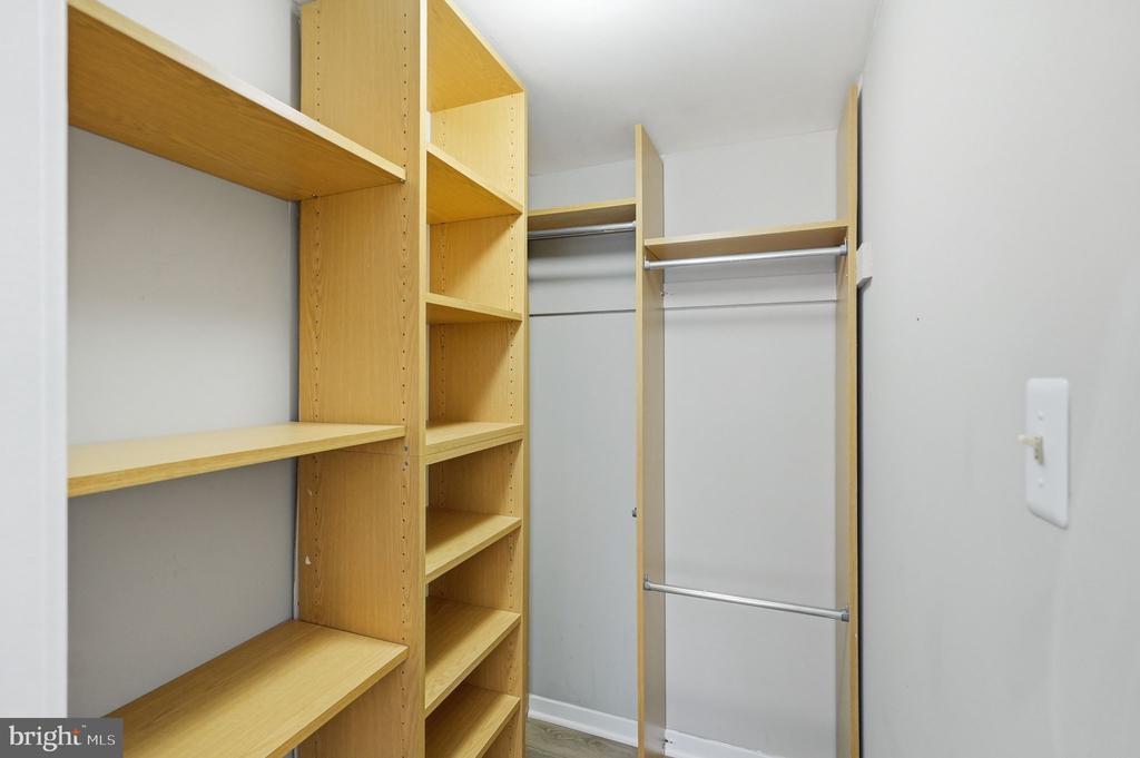 8901 BATTERY PLACE 34