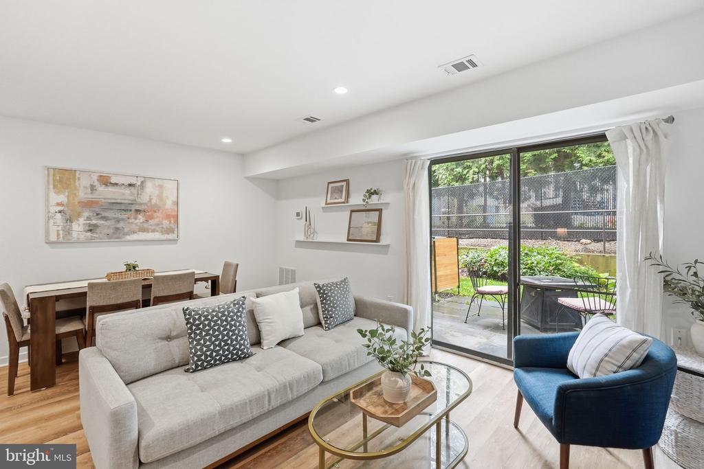 8901 BATTERY PLACE 34