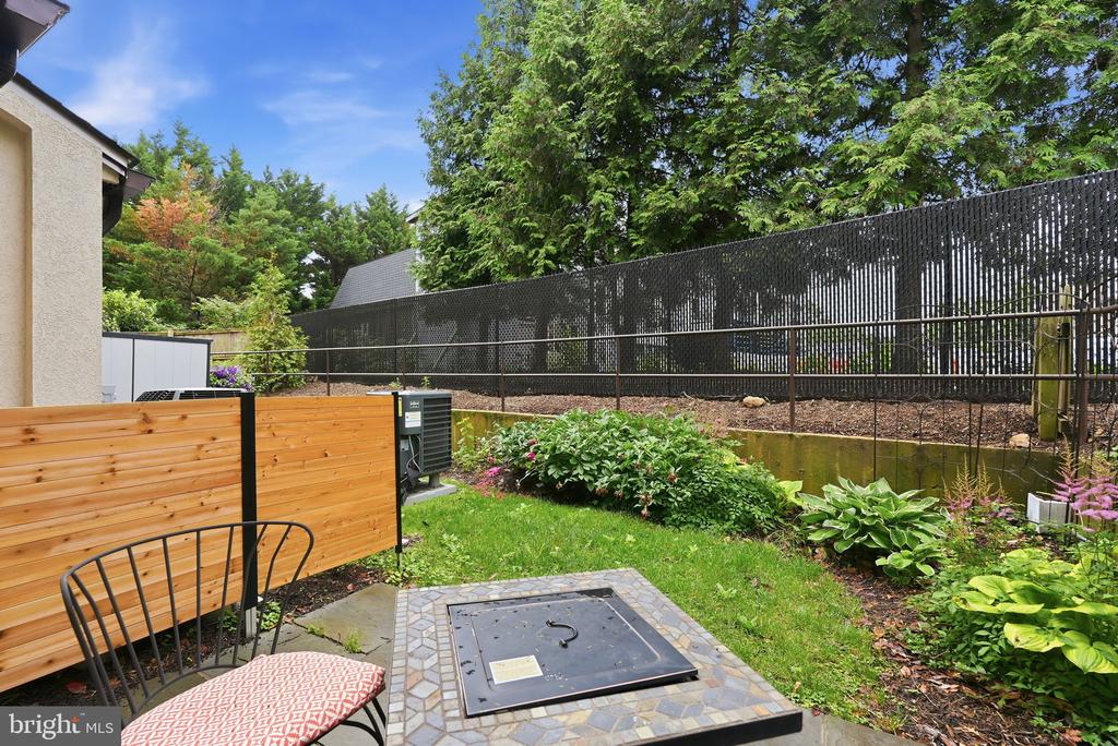 8901 BATTERY PLACE 34