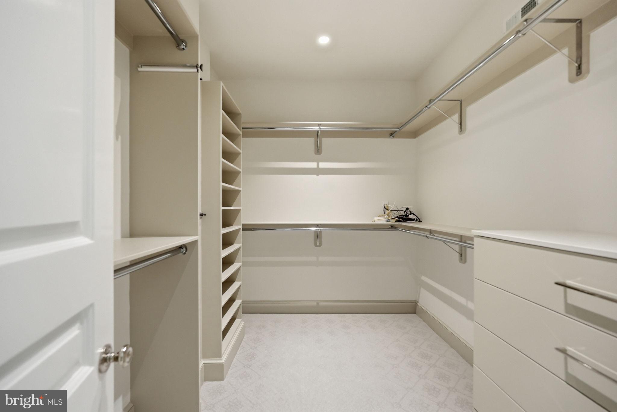 8917 HARVEST SQUARE COURT