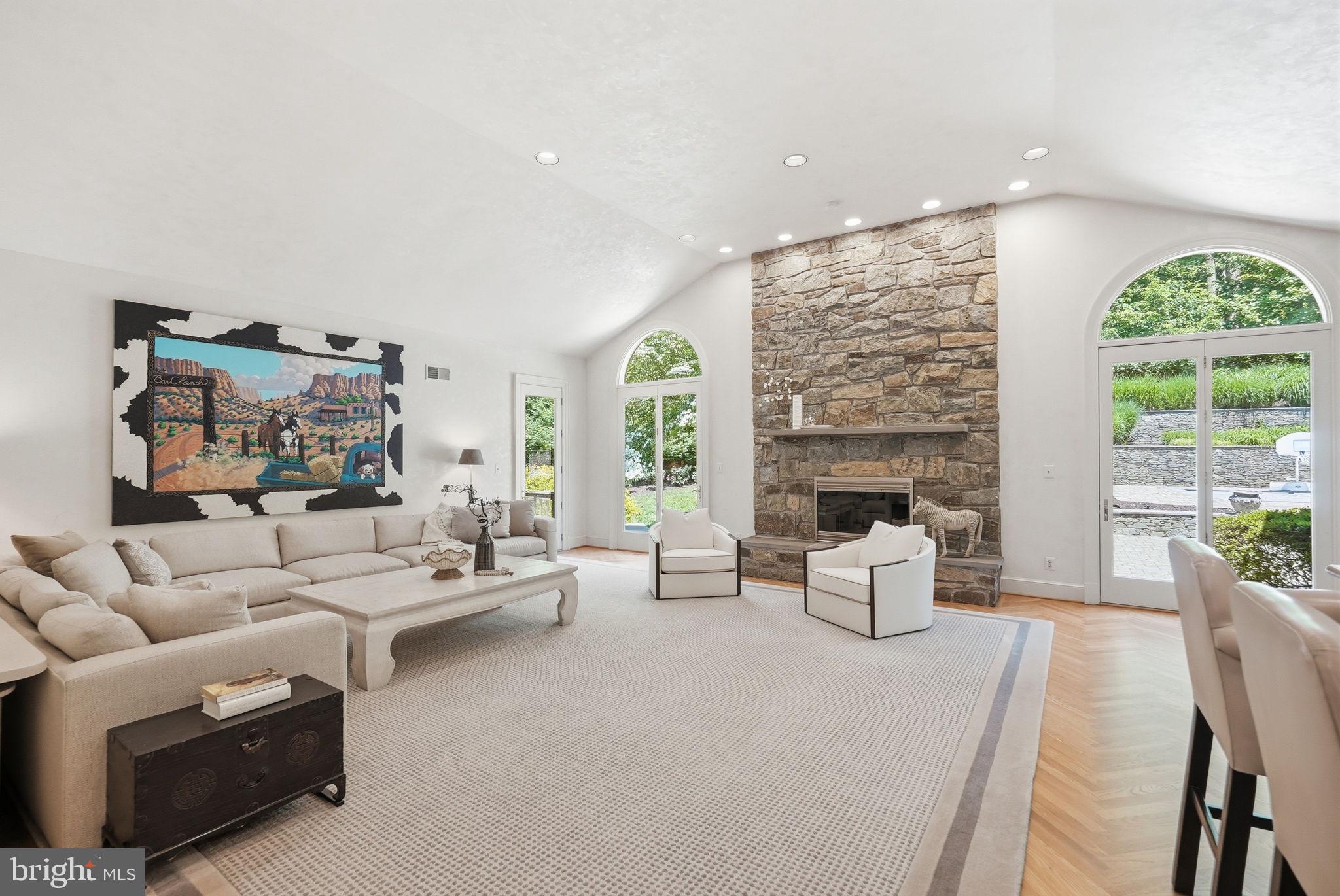 8917 HARVEST SQUARE COURT