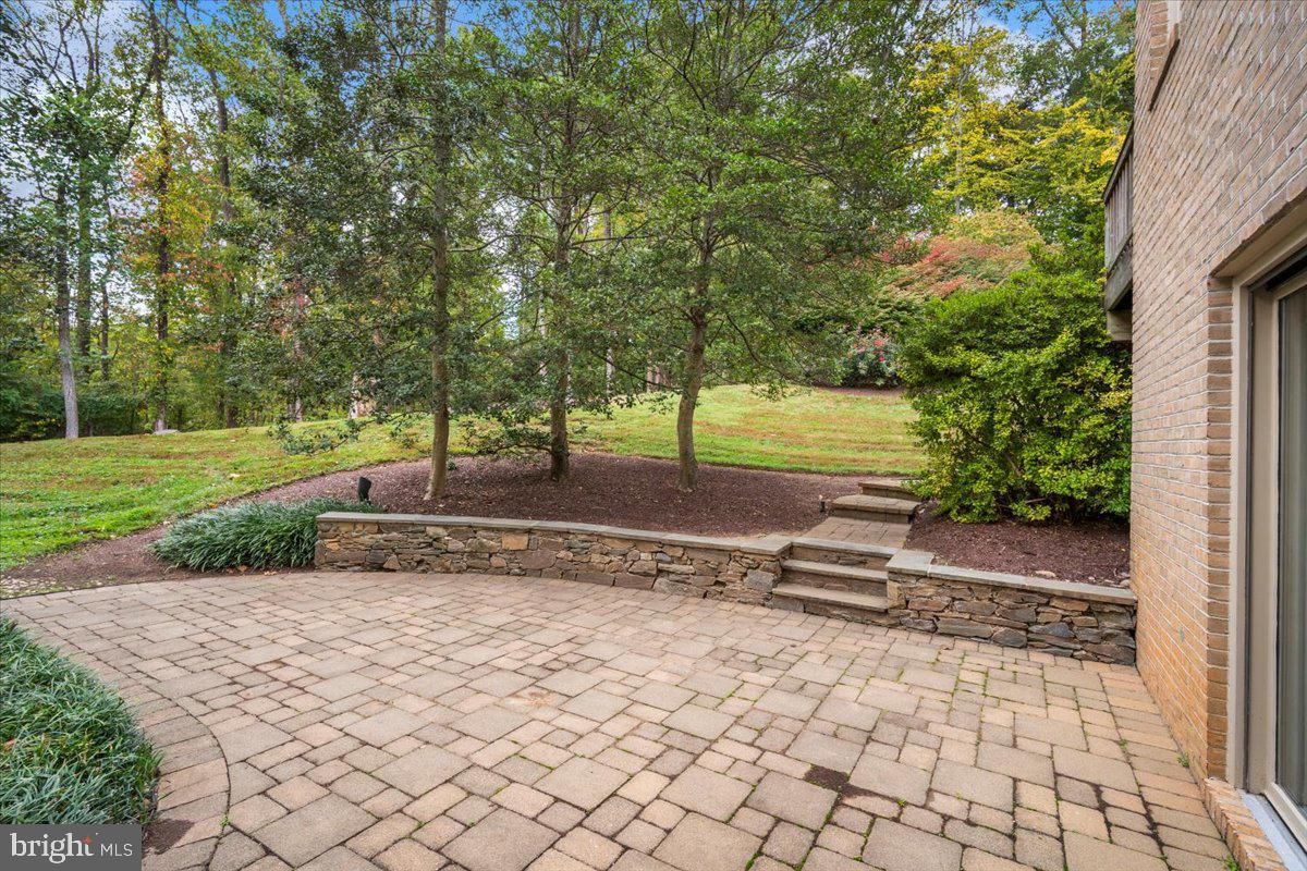 8917 HARVEST SQUARE COURT