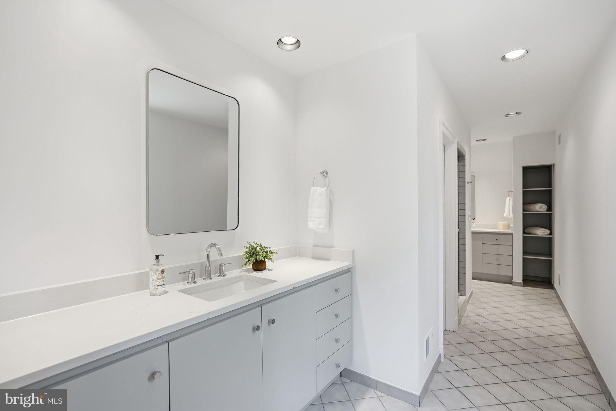 8917 HARVEST SQUARE COURT