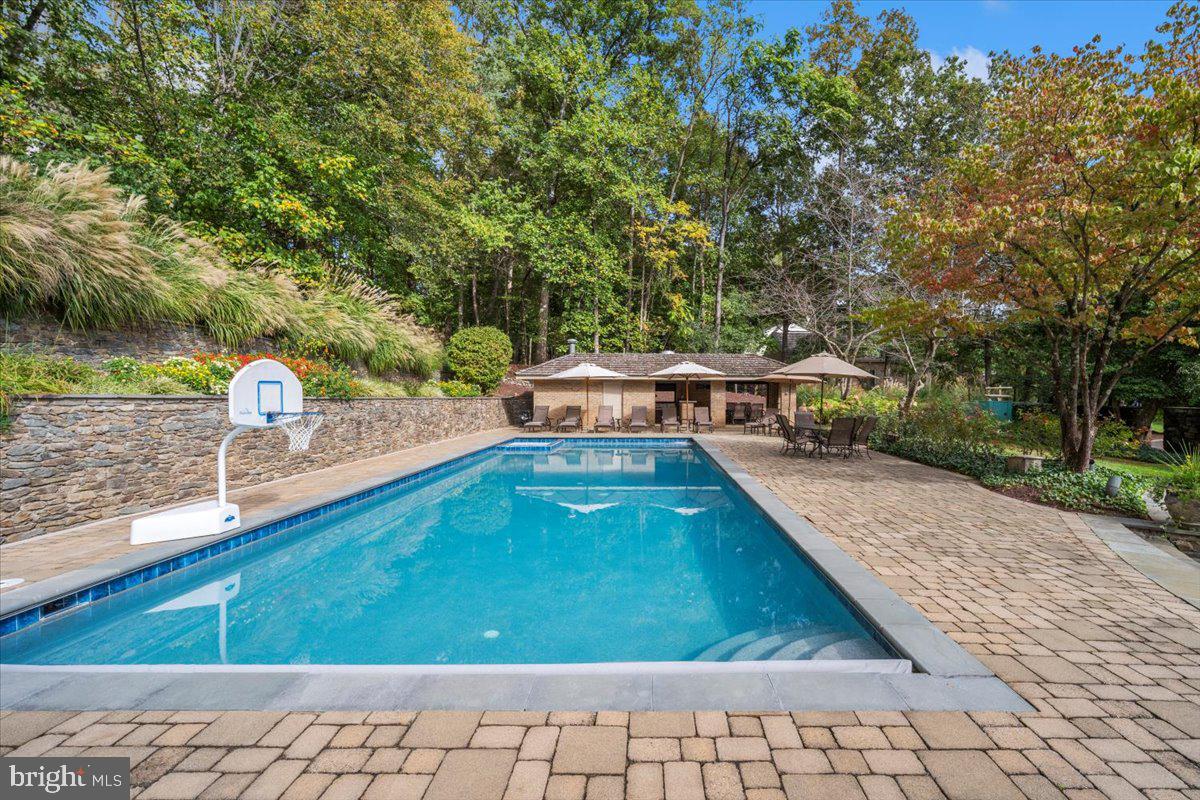 8917 HARVEST SQUARE COURT