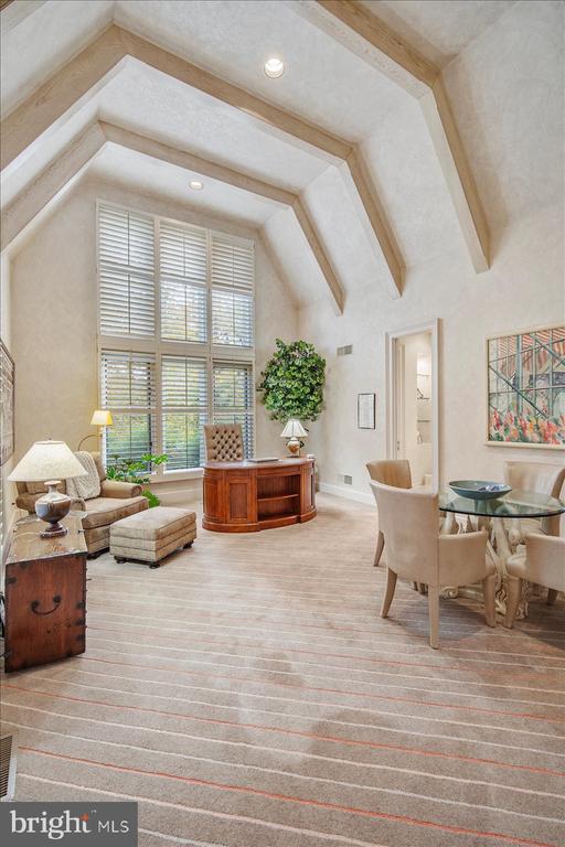 8917 HARVEST SQUARE COURT