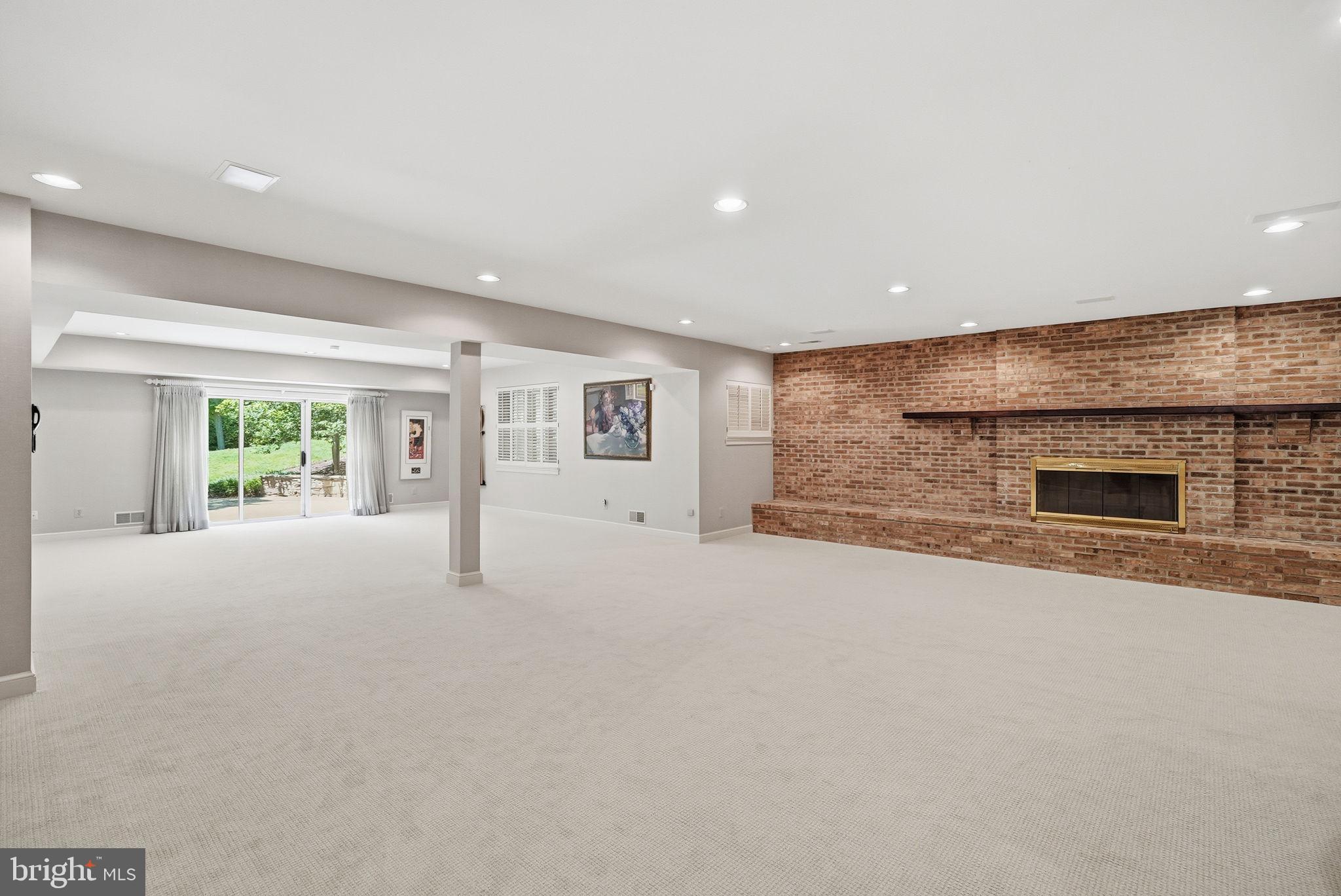 8917 HARVEST SQUARE COURT