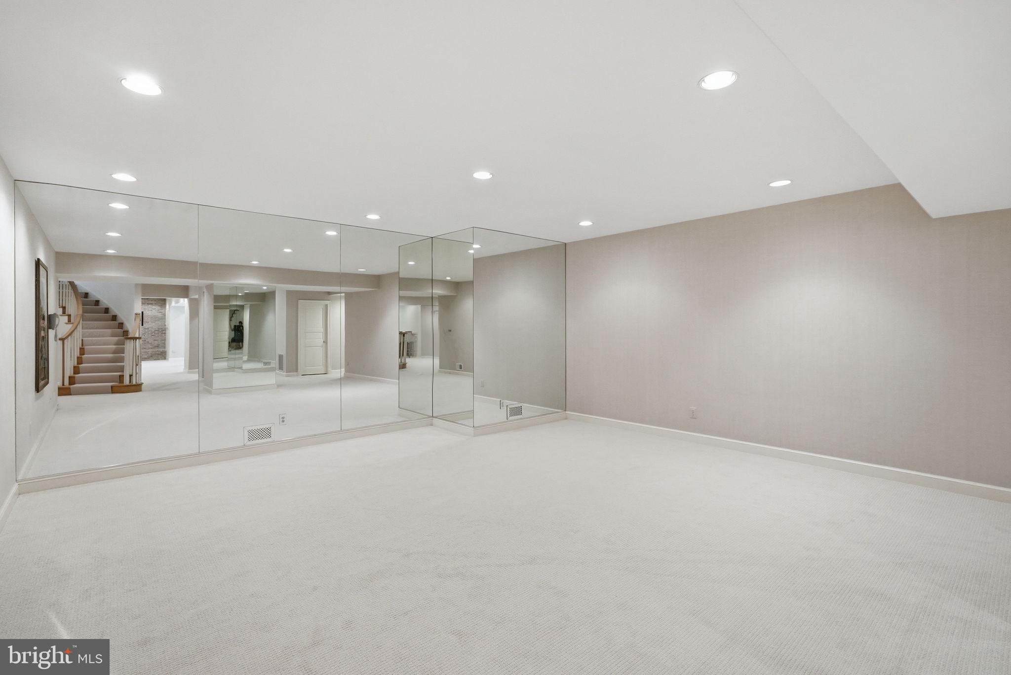 8917 HARVEST SQUARE COURT