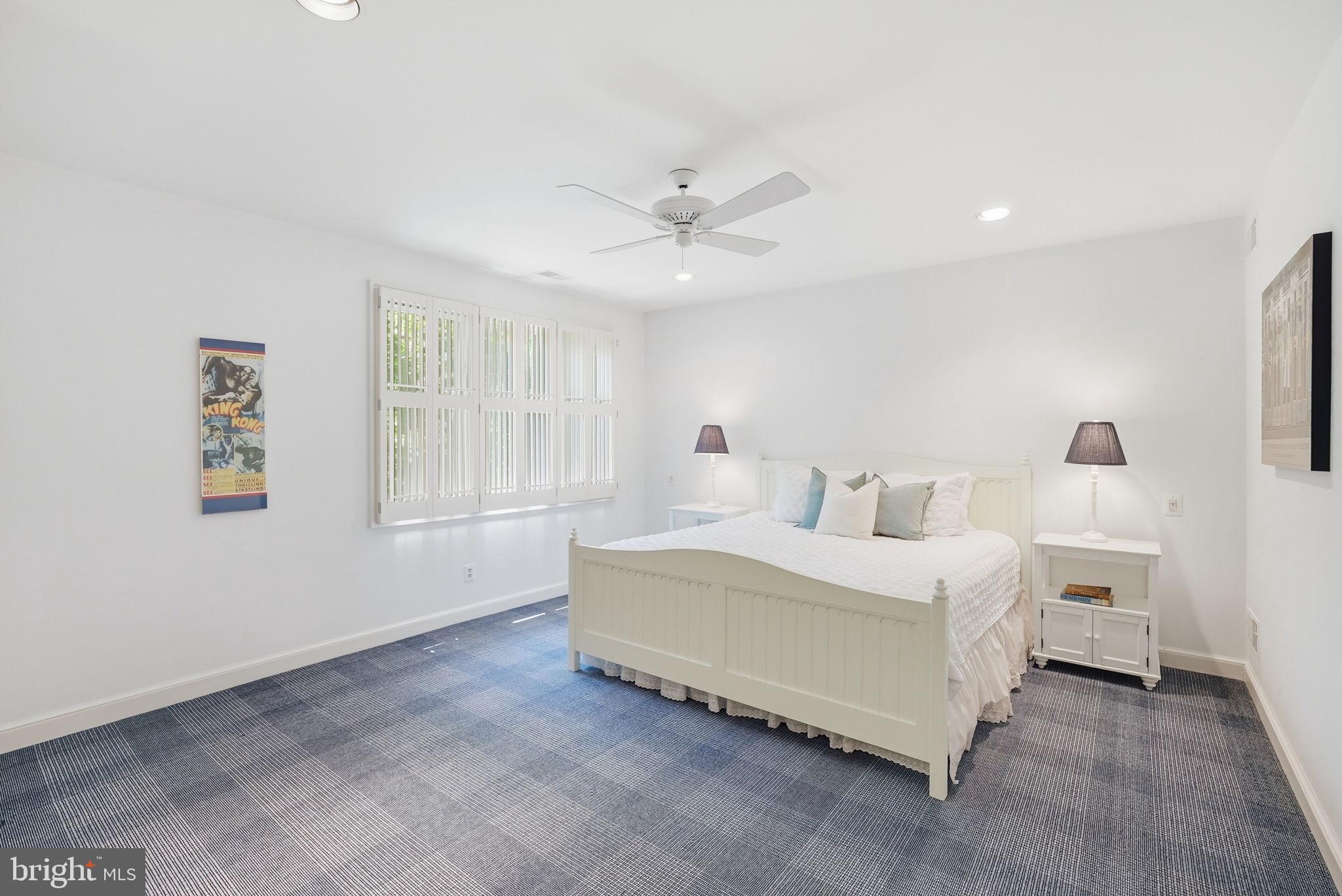 8917 HARVEST SQUARE COURT