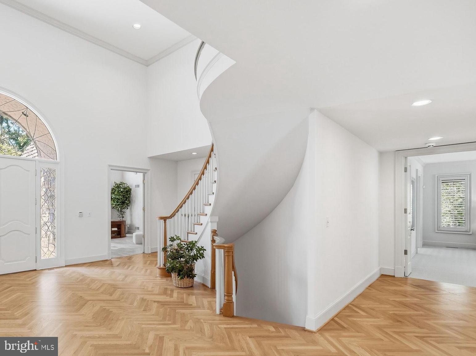 8917 HARVEST SQUARE COURT