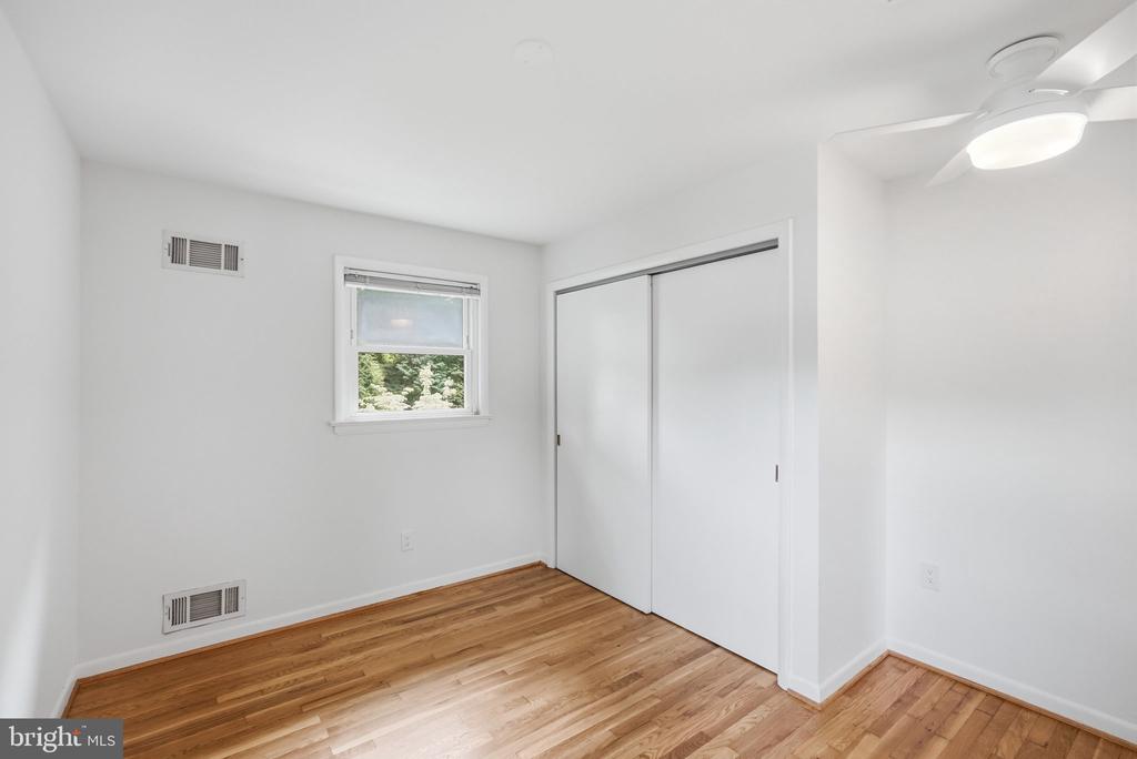2604 WOODEDGE ROAD
