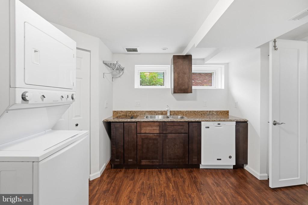 2604 WOODEDGE ROAD