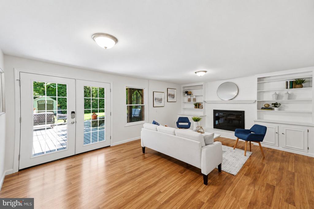 2604 WOODEDGE ROAD