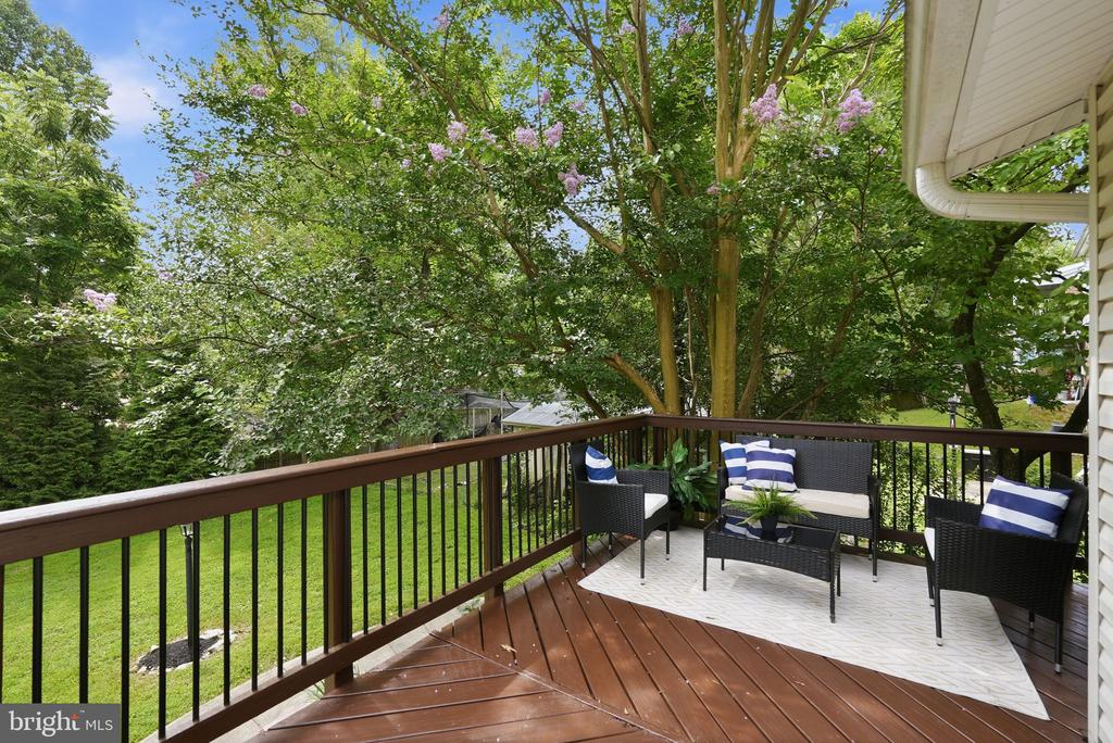 2604 WOODEDGE ROAD