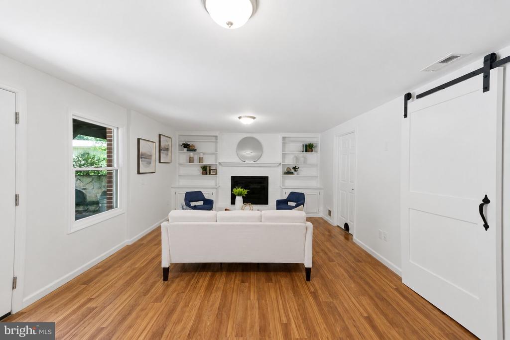 2604 WOODEDGE ROAD