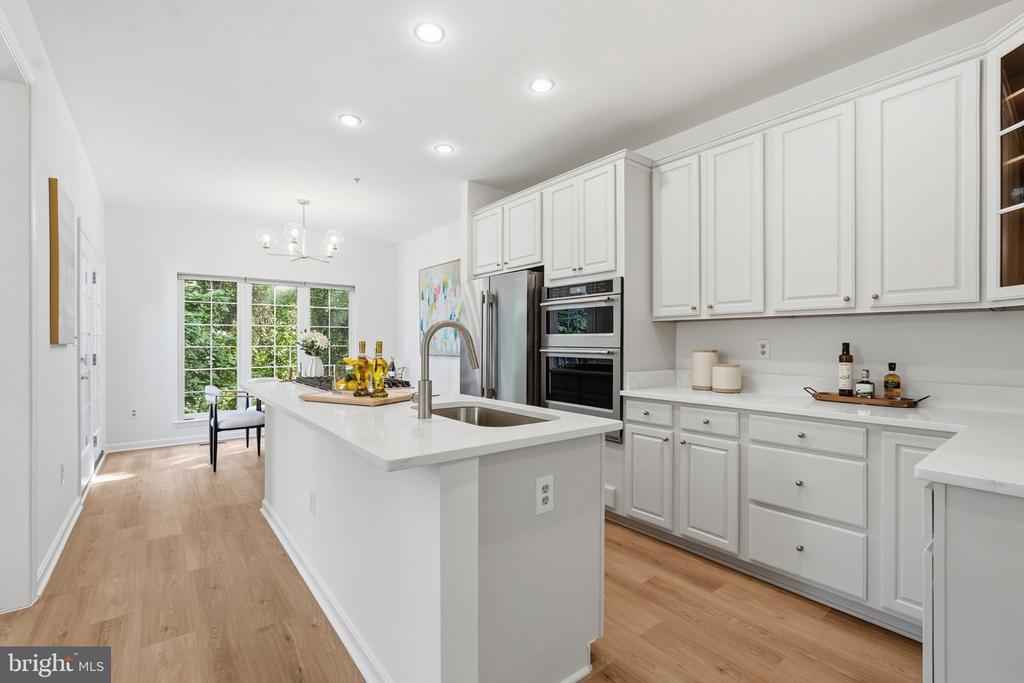 18 WADDINGTON COURT