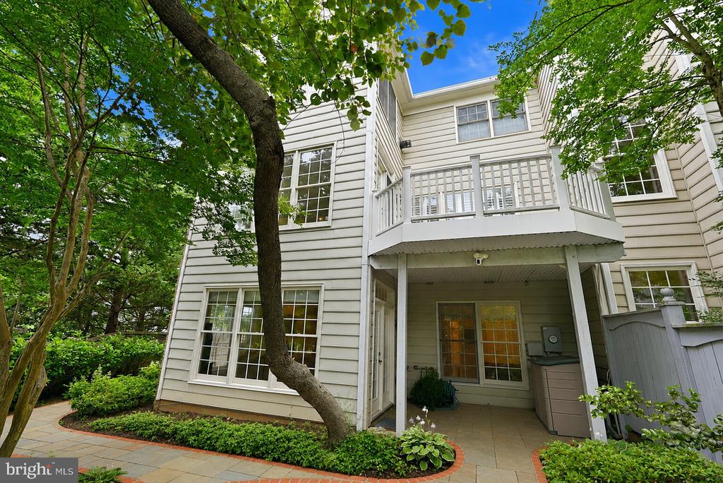 10108 BALDWIN COURT