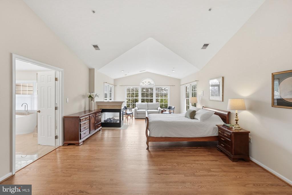 10108 BALDWIN COURT