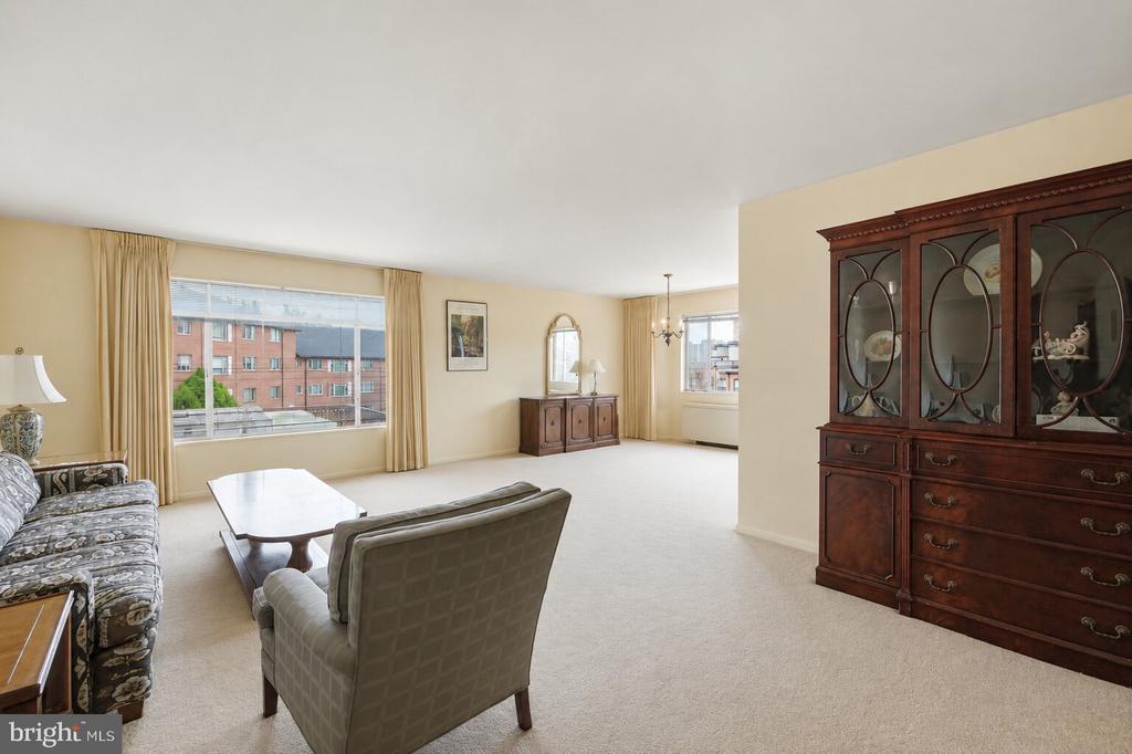 5301 WESTBARD CIRCLE Unit: 334