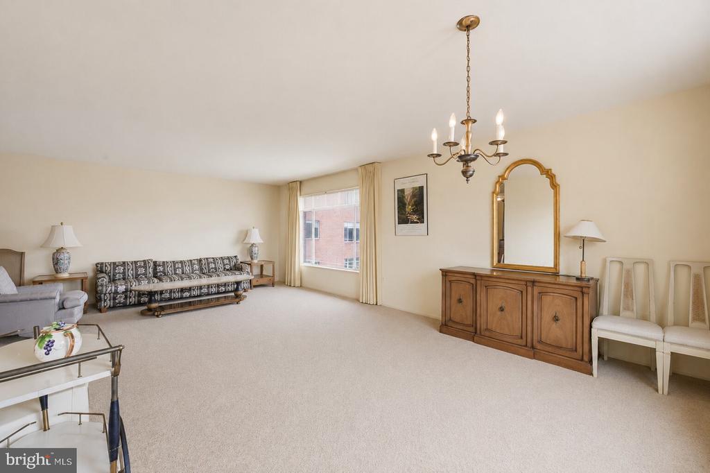 5301 WESTBARD CIRCLE Unit: 334