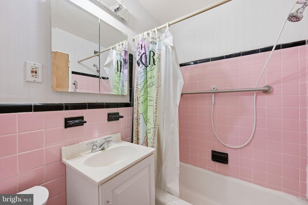 5301 WESTBARD CIRCLE Unit: 334