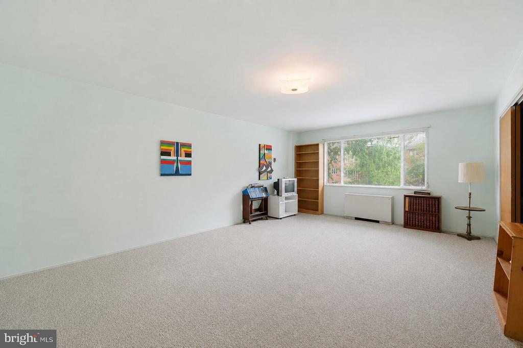 5301 WESTBARD CIRCLE Unit: 334