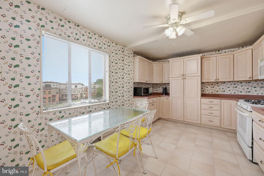5301 WESTBARD CIRCLE Unit: 334