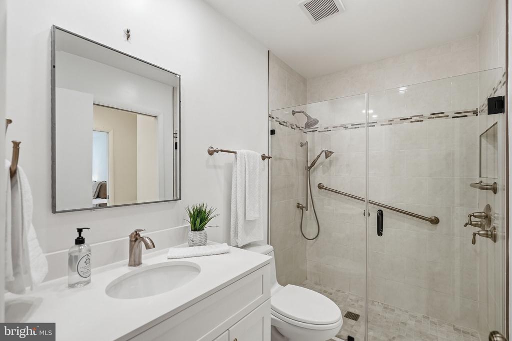 11213 ANGUS PLACE
