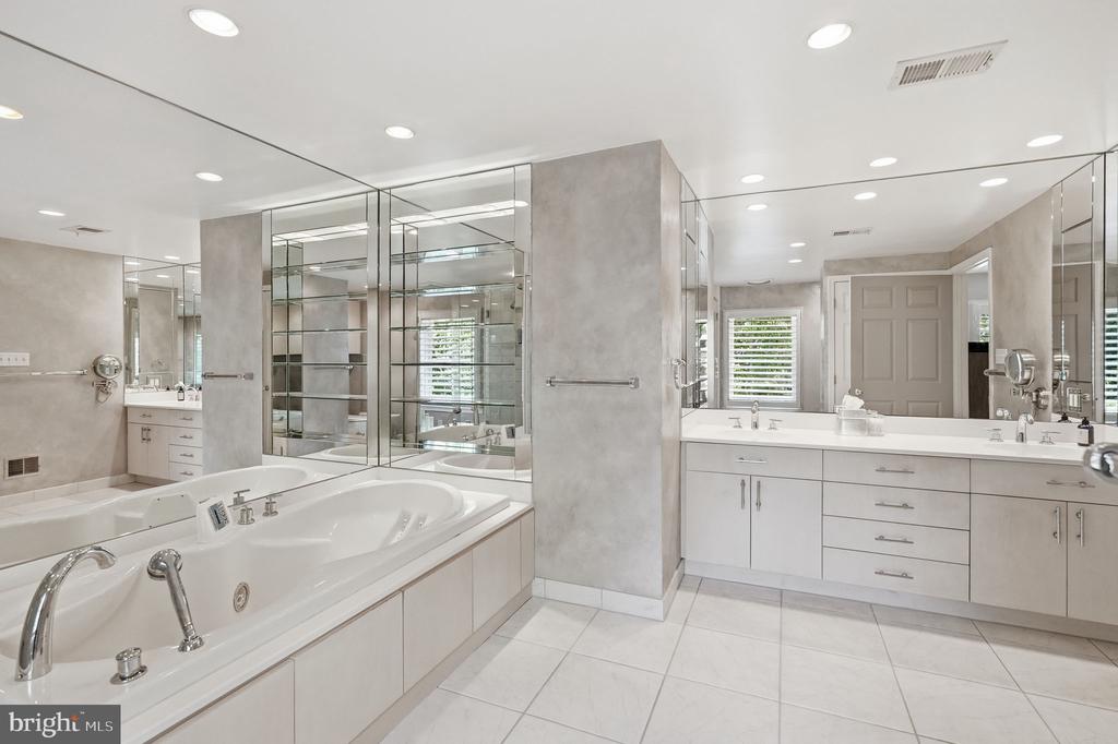 7556 PEPPERELL DRIVE